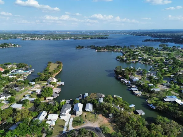 146 Winding Way, Sunrise Beach, TX 78643