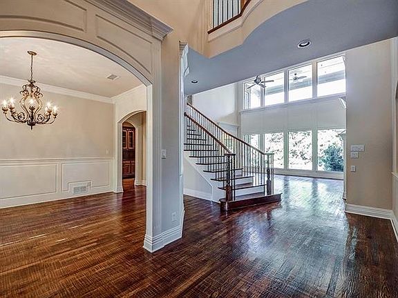 4th image of 3087 Whispering Oaks Dr