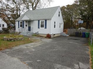 108 Calderwood Dr, Warwick, RI 02886