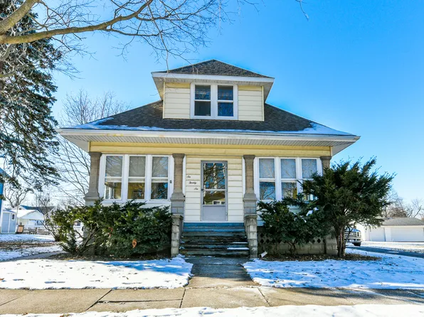 626 Elliott St, Beecher, IL 60401