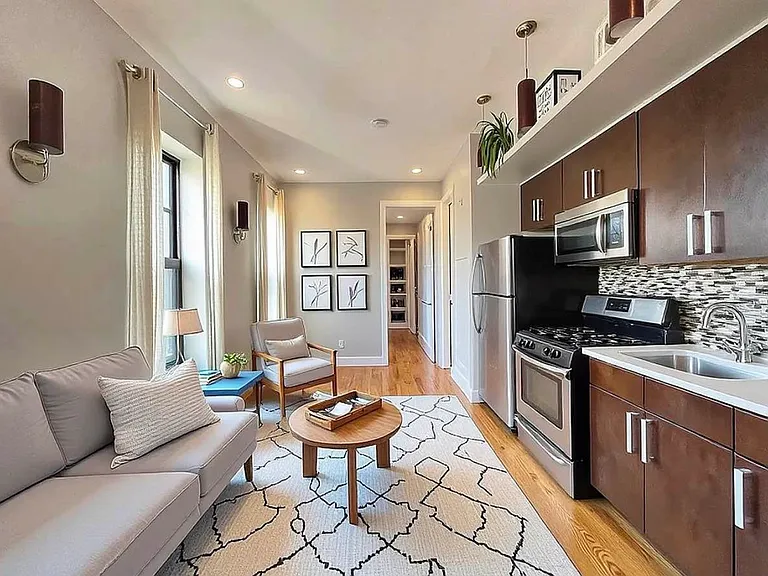 355 Stockholm St #3B — Photo 1