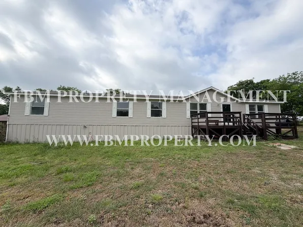 1075 Pluto Rd, Milford, TX 76670