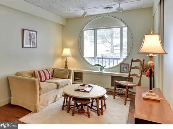 285-6 W Chelsea Cir, Newtown Square, PA 19073