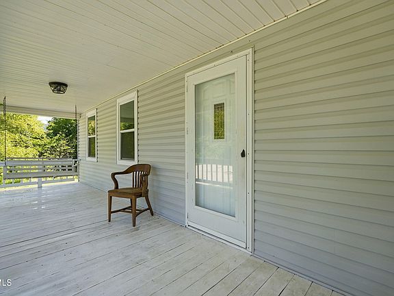 5th image of 2324 Johnsons Ridge Rd