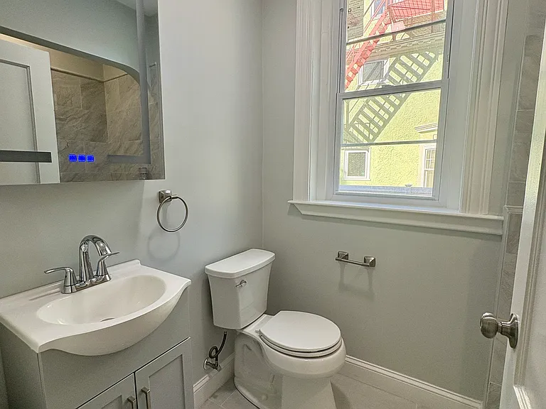 90 Fuller St #1 — Photo 7