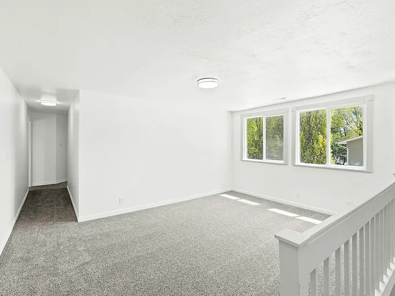 1630 E Ridgemark Dr — Photo 12