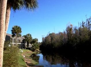 8759 Como Lake Dr, Jacksonville, FL 32256