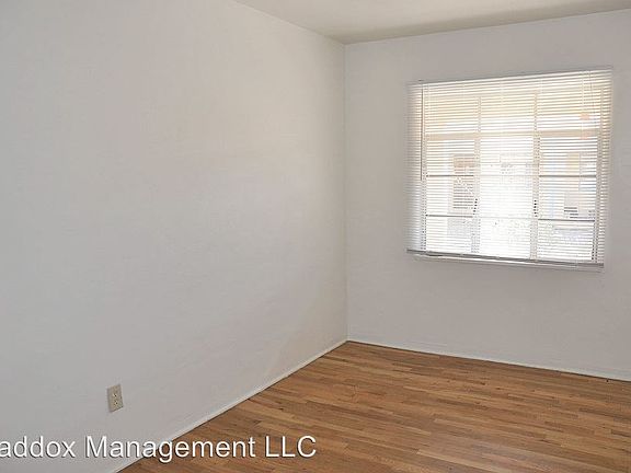 3rd image of 510 Adams St NE APT 2