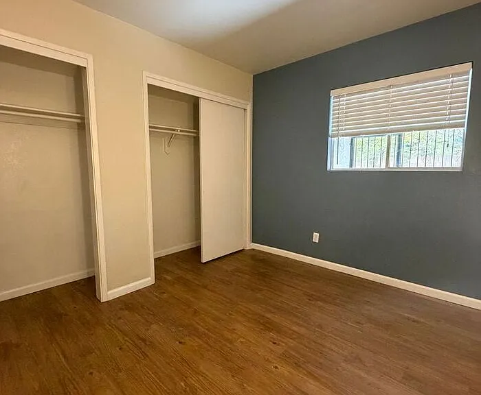 2825 N Adelaide Pl — Photo 12