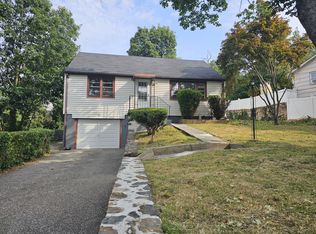55 Park Dr, Bridgeport, CT 06606