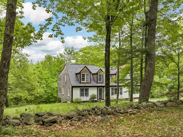 1 Meadow Lane, Tuftonboro, NH 03816