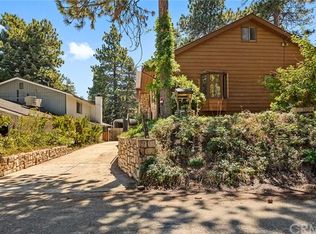 31211 All View Dr, Running Springs, CA 92382