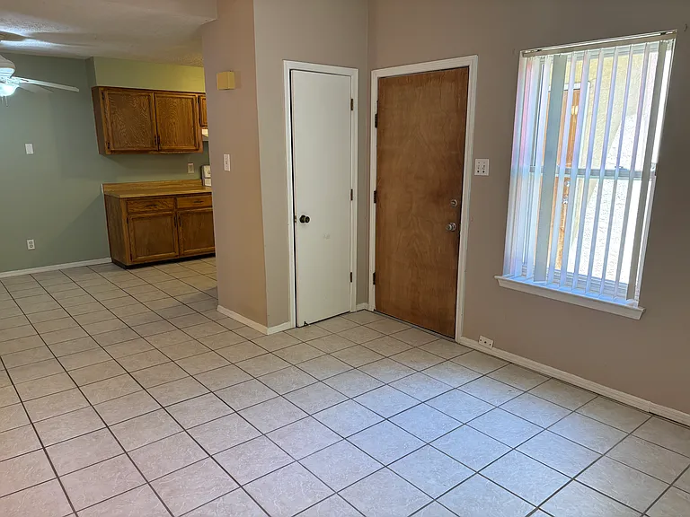 1704 Paisano St NE #3 — Photo 3