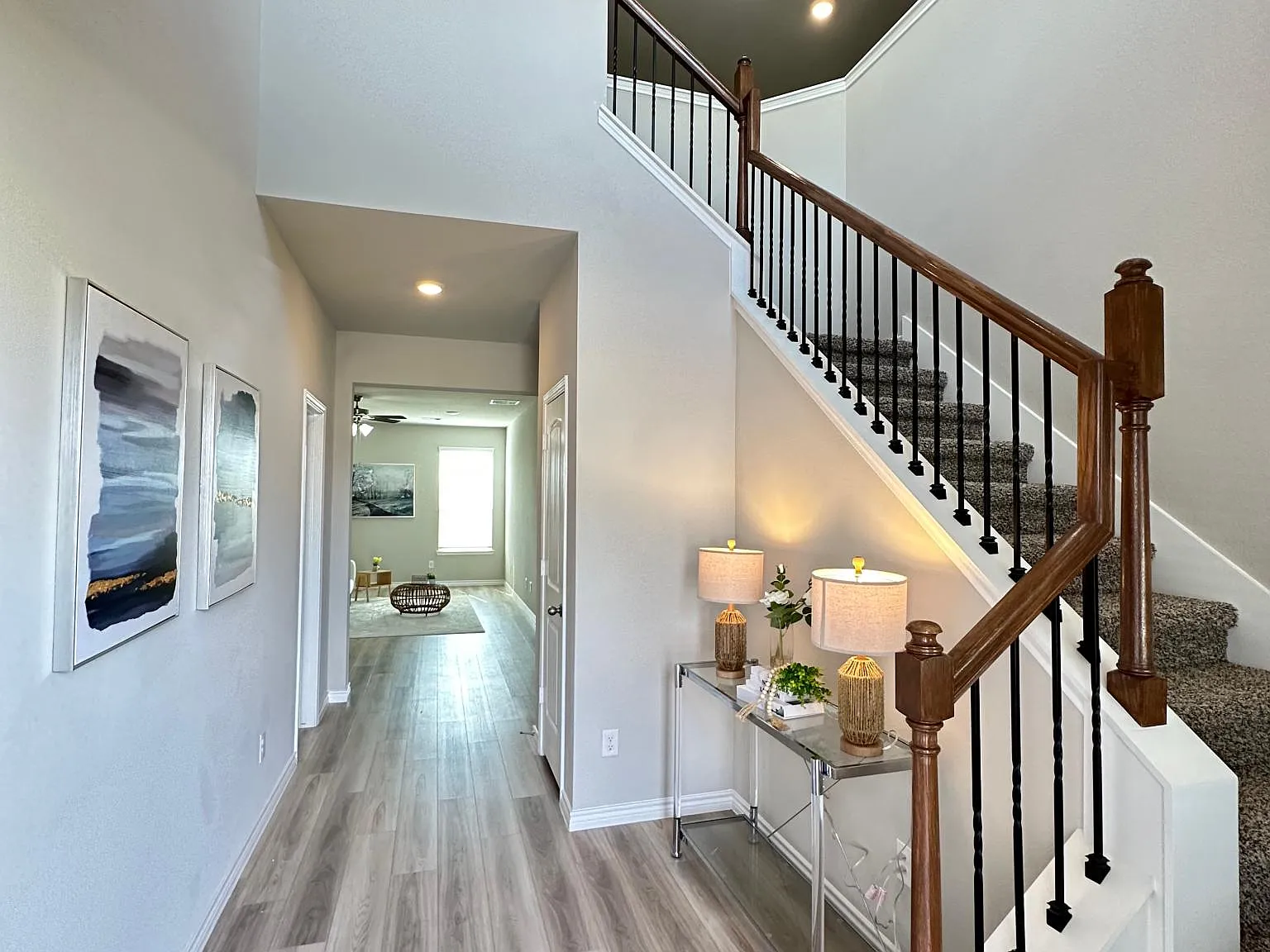 1116 Patriot Dr — Photo 2