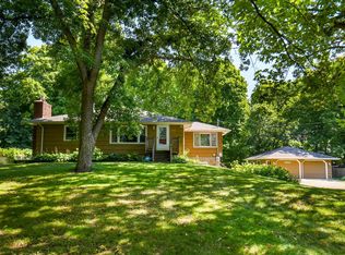 6858 Sunnyslope Dr, Maple Grove, MN 55311