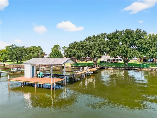 114 Baker B Ranch Rd, Trinidad, TX 75163