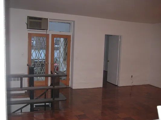 Rented by Magnone Real Estate | media 25