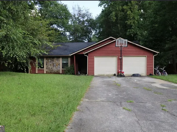 1090 Pond Ridge Dr, Riverdale, GA 30296