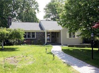 12 Richmond Rd, West Hartford, CT 06117
