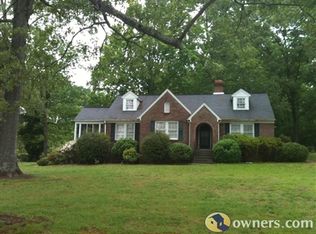 3163 Alamance Rd, Burlington, NC 27215