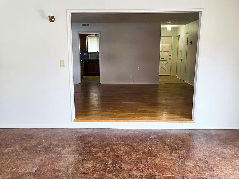 45428 13th St W — Photo 3