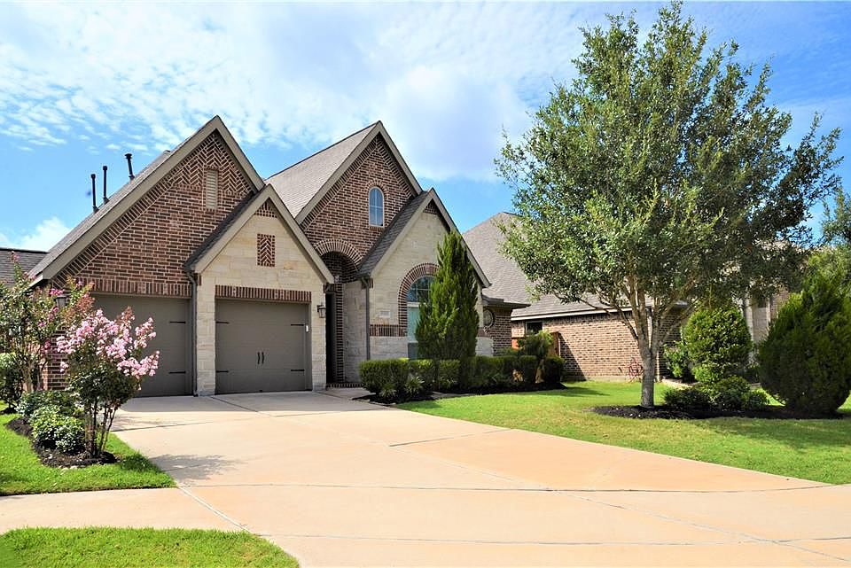 1st image of 10811 Croftmore Dr