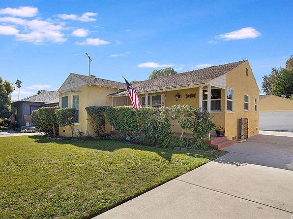 4th image of 1806 Stanton Ave