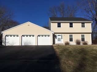 W263S7455 Mount Everest Rd, Waukesha, WI 53189