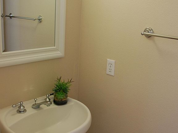 DOWNSTAIRS GUEST BATH