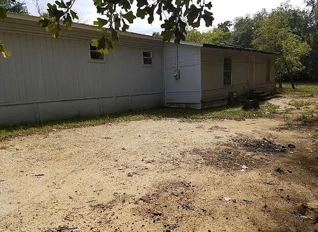 1st image of 207 Pioneer Dr