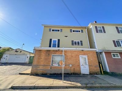 541 Tecumseh St, Fall River, MA, 02721