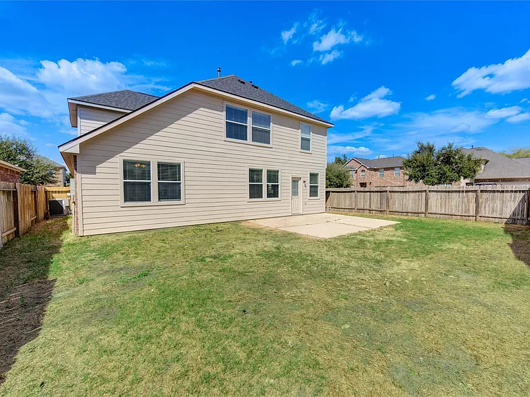 24615 Lakecrest Bend Dr — Photo 37