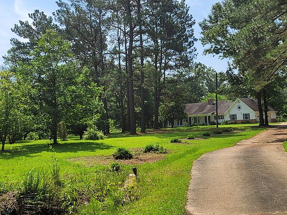 3rd image of 387 County Road 121