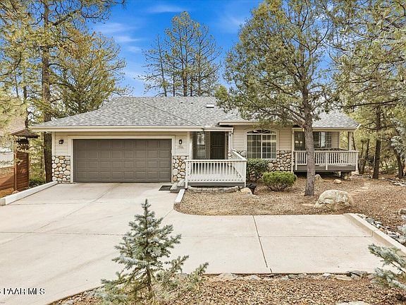 3rd image of 1986 Black Hawk Cir