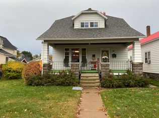 1127 Carney Blvd, Marinette, WI 54143