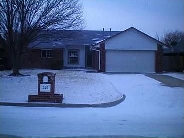 1st image of 220 SW 141st St