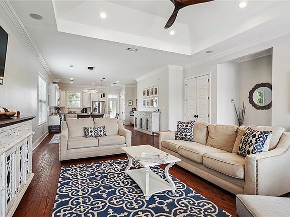 5th image of 2457 Athis St