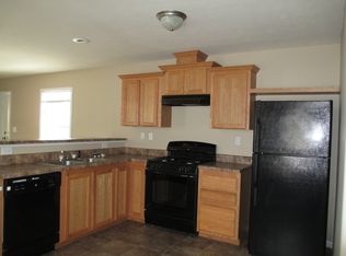 1711 Vail Dr, Valparaiso, IN 46385