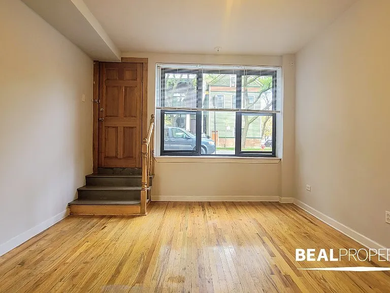 2948 N Seminary Ave #GDN — Photo 2