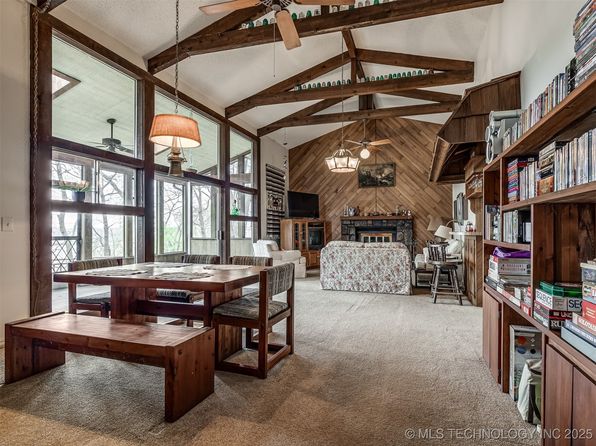544 Murray Ln, Strang, OK 74367