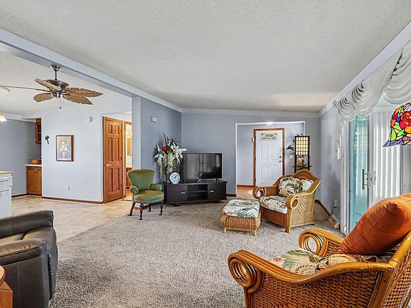 2nd image of 3401 Winter Wheat Rd
