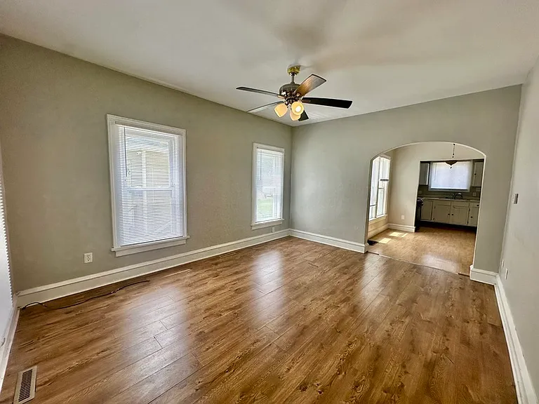 1332 C St SW — Photo 4