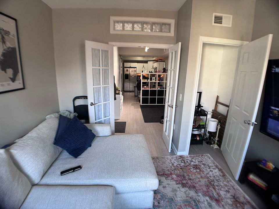 Front bedroom/office/living room