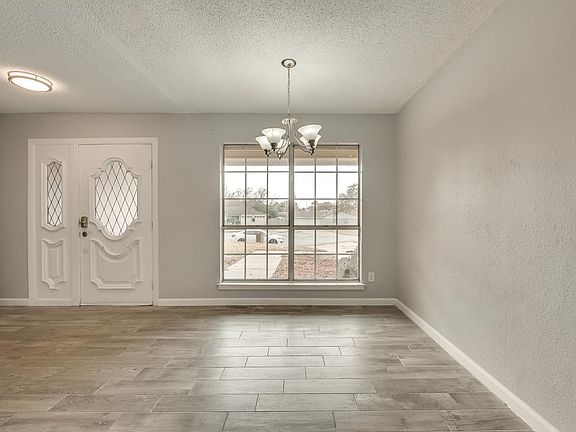 5th image of 1125 Shady Elm Ct