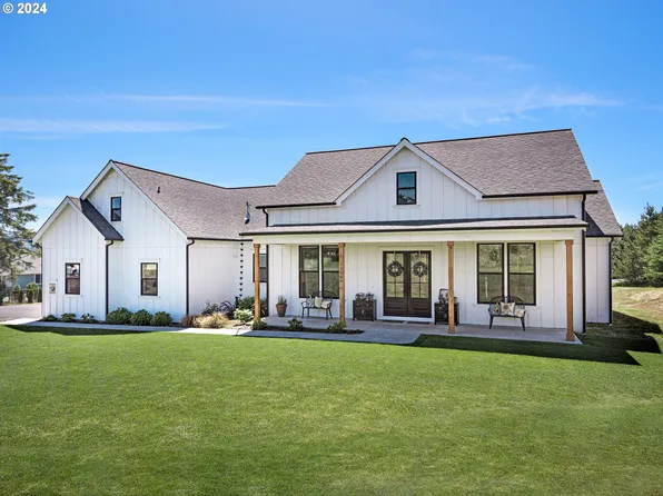 33268 Primrose Ln, Warrenton, OR 97146