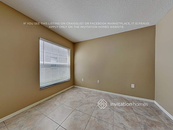3rd image of 25830 Bloomsbury Ct