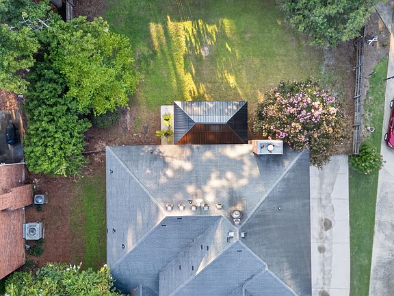 4th image of 1418 Andover Ct