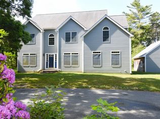 1 James Dr, Wareham, MA 02571