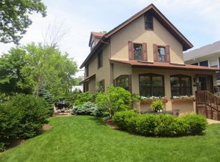 391 Adams Ave, Glencoe, IL 60022