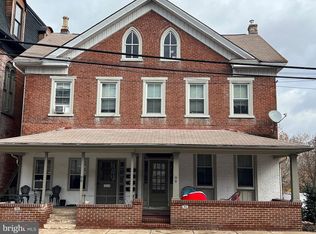 96 Main St REAR 98, Schwenksville, PA 19473